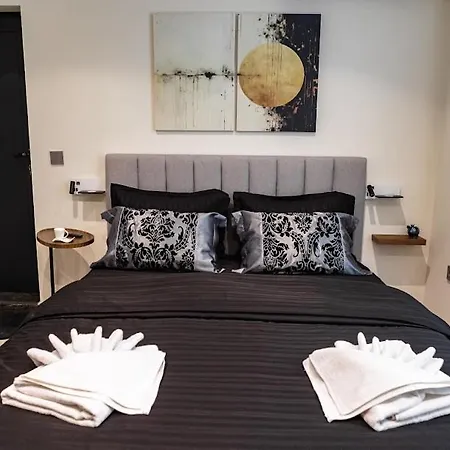 Luximo Apartment *