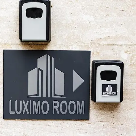 Luximo *