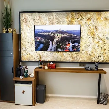 Luximo Apartment